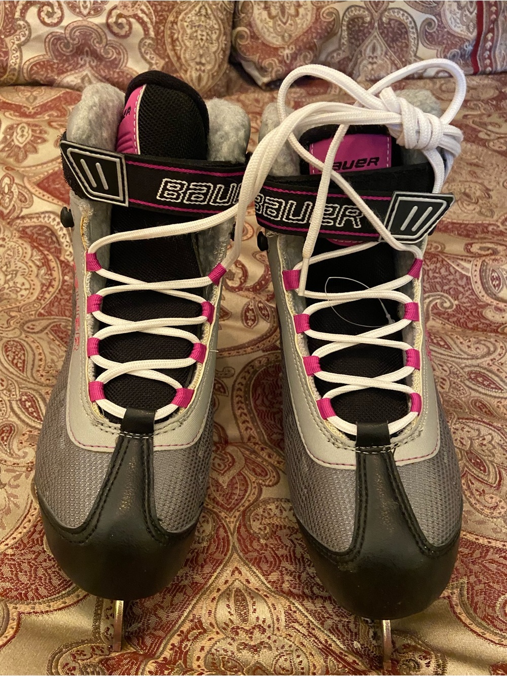 Bauer women’s Gray Pink Ice Skates